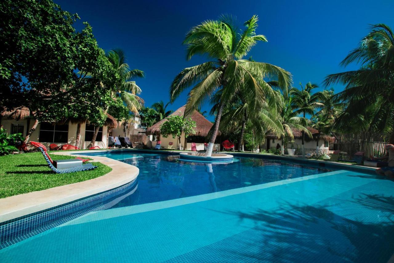 Hotel Paradise Suites อิสลามูเฮเรส ภายนอก รูปภาพ